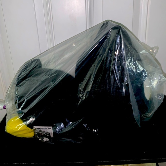 🌟New🌟Super Big Bad Badtz-Maru Napping Pose Japan Exclusive Plush🖤 Almost 18in - Picture 10 of 10